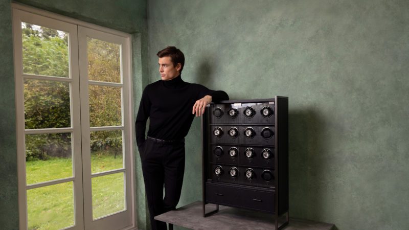 Depuis 1834, WOLF crée des designs qui allient qualité, innovation et durabilité. WOLF crée des pièces faites à la main conçues pour durer toute une vie, protégeant ce qui compte le plus pour vous. WOLF détient fièrement la marque Positive Luxury Butterfly, garantissant que chaque choix que nous faisons prend en compte à la fois votre héritage et l'environnement.